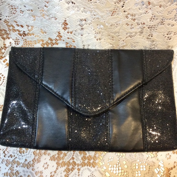 ION Color Brilliance Clutch - Picture 1 of 5